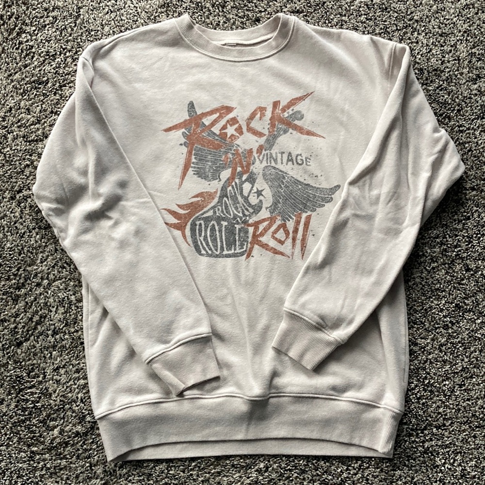 Women’s crew neck sweatshirt